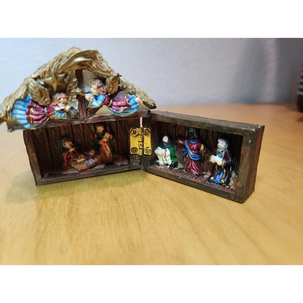 Vintage Wooden Nativity Folding Box Hinged Mini Shrine Christmas Decor 90s‎